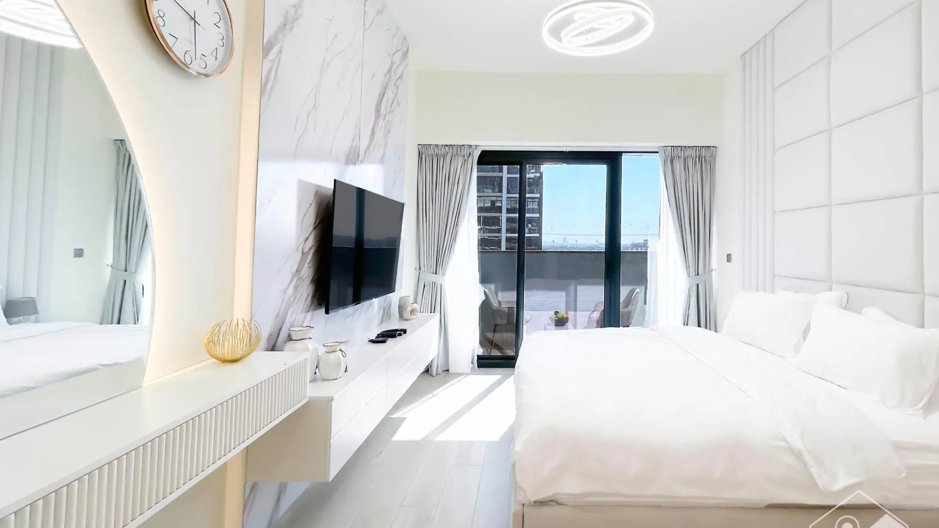 Charming Azizi Rivera Studio With Balcony Dubaj Apartament